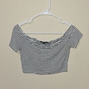 Forever 21 Black and White Striped Crop Top